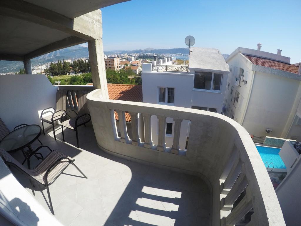 Apartments Miki Бар Екстериор снимка